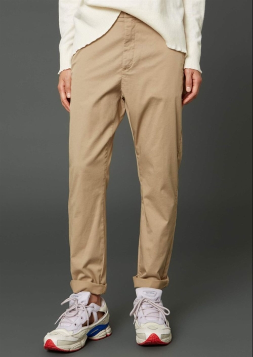 HOPE NEWS EDIT BYXA KHAKI BEIGE
